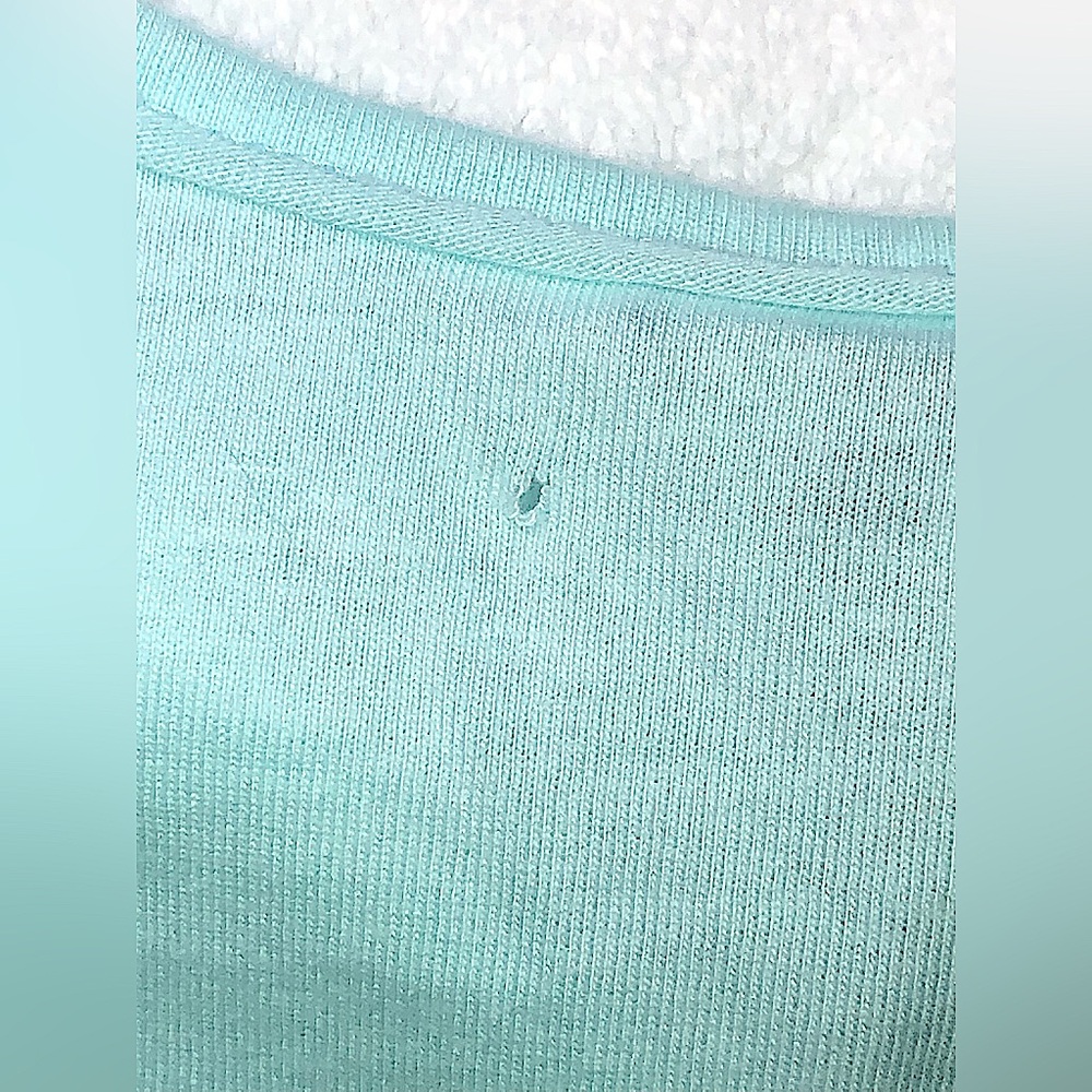 Guess - Picture 5 of 8